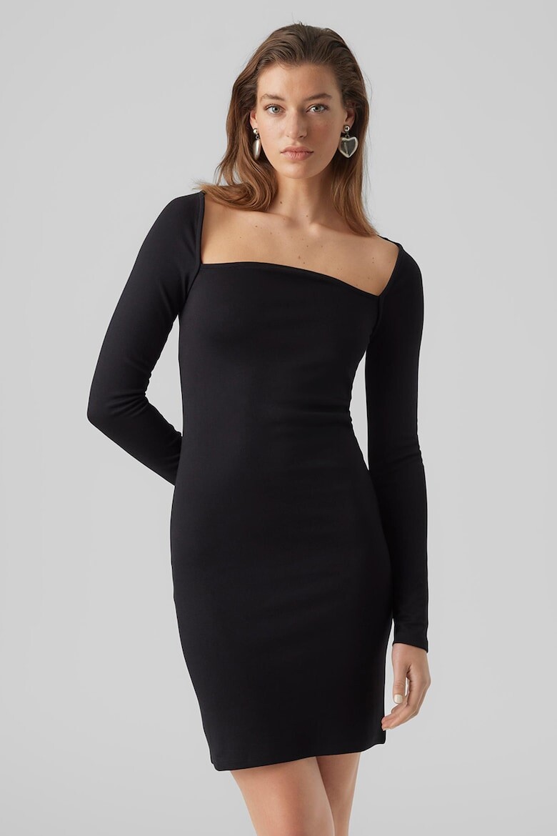 

Короткое облегающее платье Vero Moda, черный