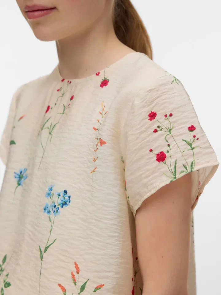 Блуза с цветочным принтом Vero Moda Girl, бежевый — фото 4