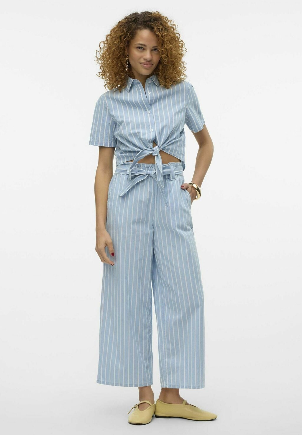 

Брюки Vmxenia Hohe Taille Vero Moda, светло-голубой деним