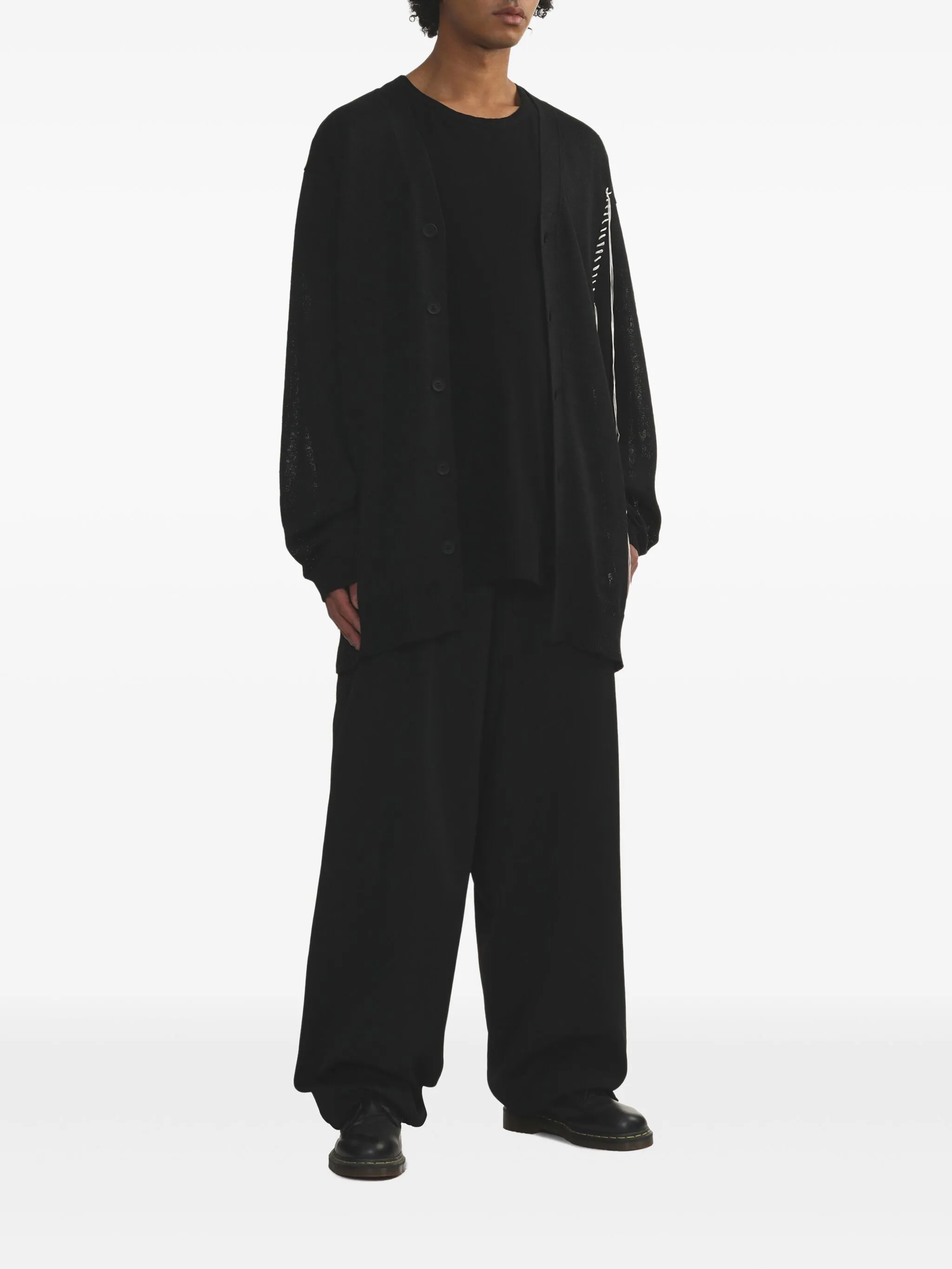 Шерстяные брюки Yohji Yamamoto, черный — фото 2