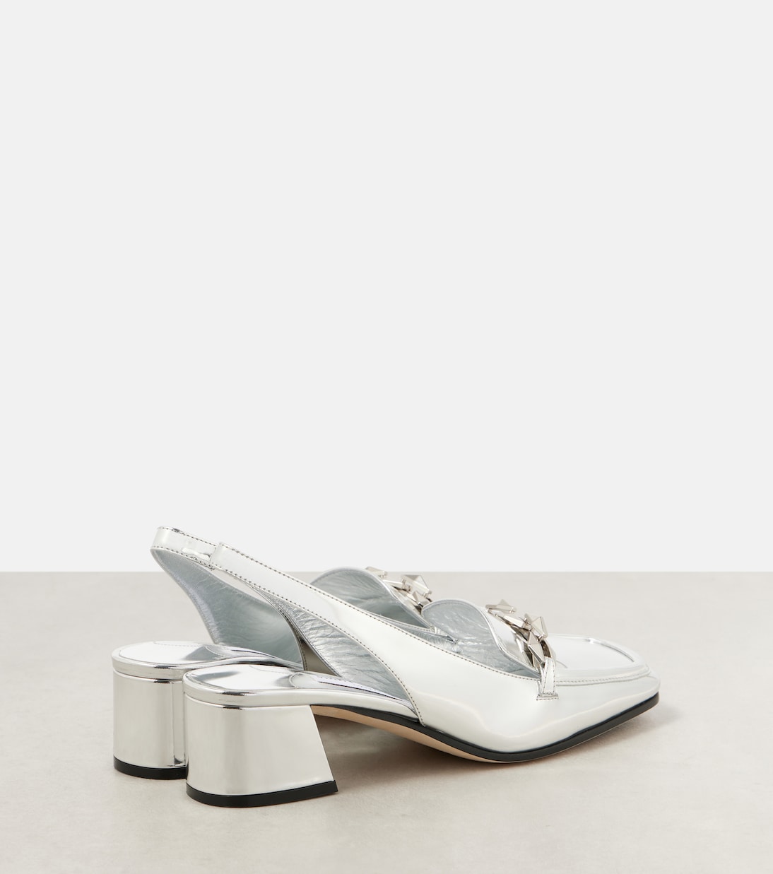 Туфли-лодочки Diamond Tilda из металлизированной кожи с ремешком на пятке Jimmy Choo, серебряный — фото 3
