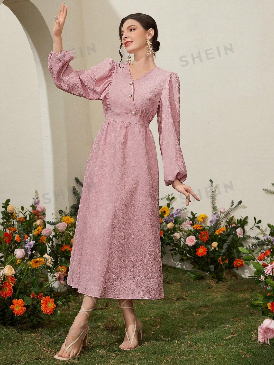 

Платье женское Shein Modely с рюшами и рукавами-фонариками, розовый