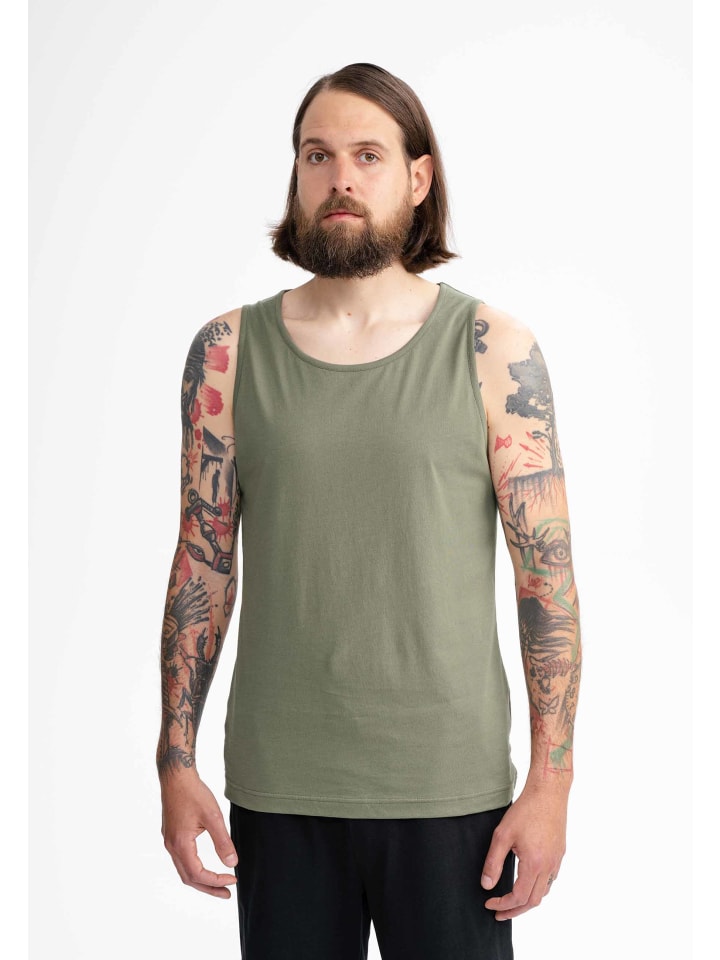 

Майка CHETAN MELA