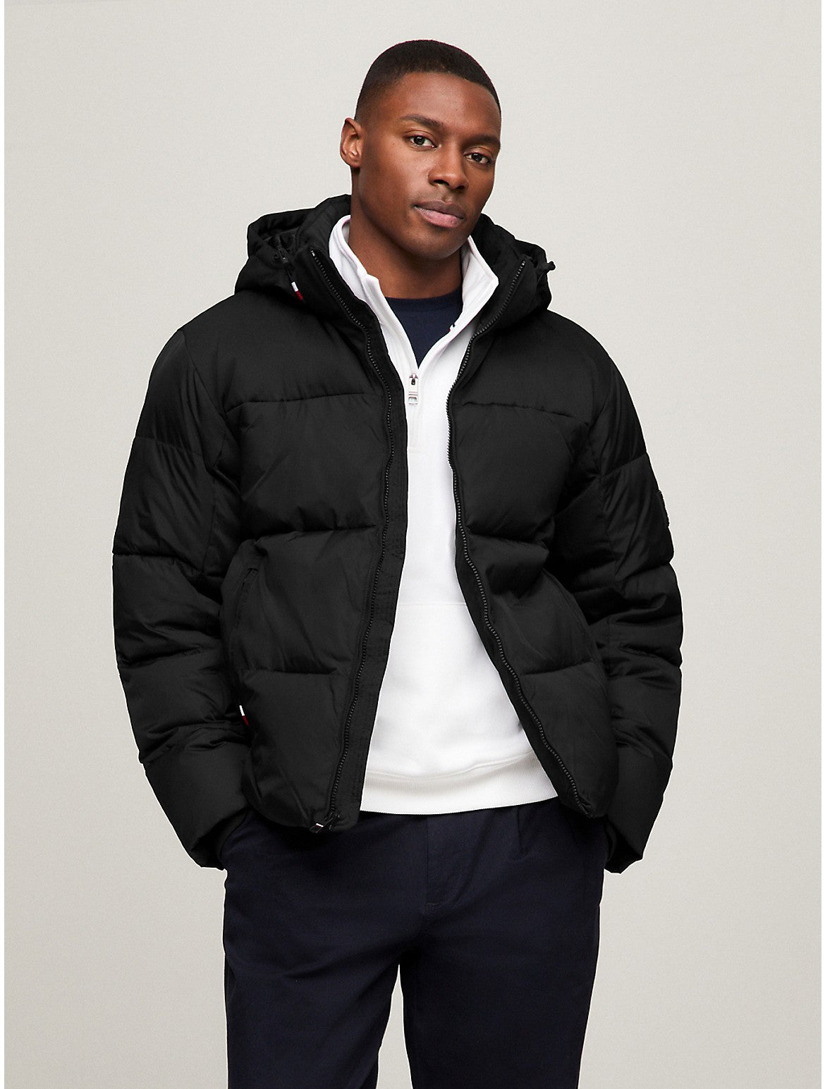 

Мужская куртка-пуховик Tommy Hilfiger New York THWarm с капюшоном, черный