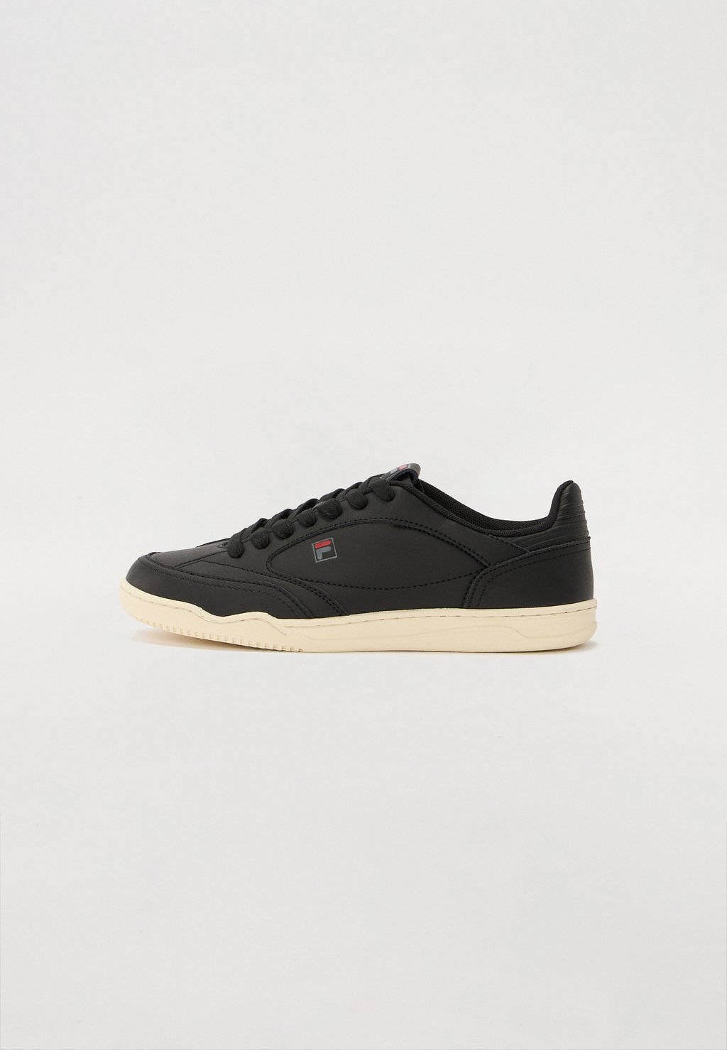 

Низкие кеды SLANTSHOT L Fila, черный