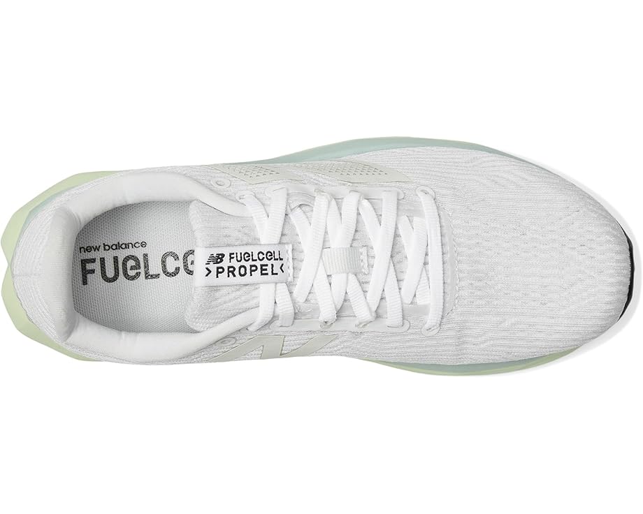 Кроссовки New Balance FuelCell Propel v5, цвет White/Melon Water/Clay Ash — фото 2