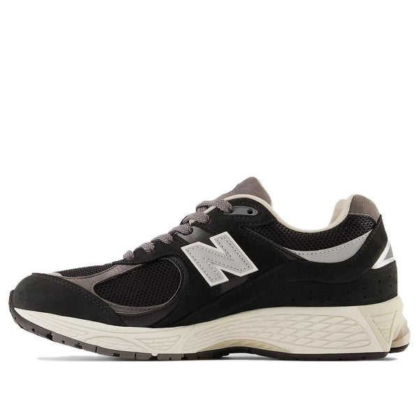 

Кроссовки 2002р New Balance, черный