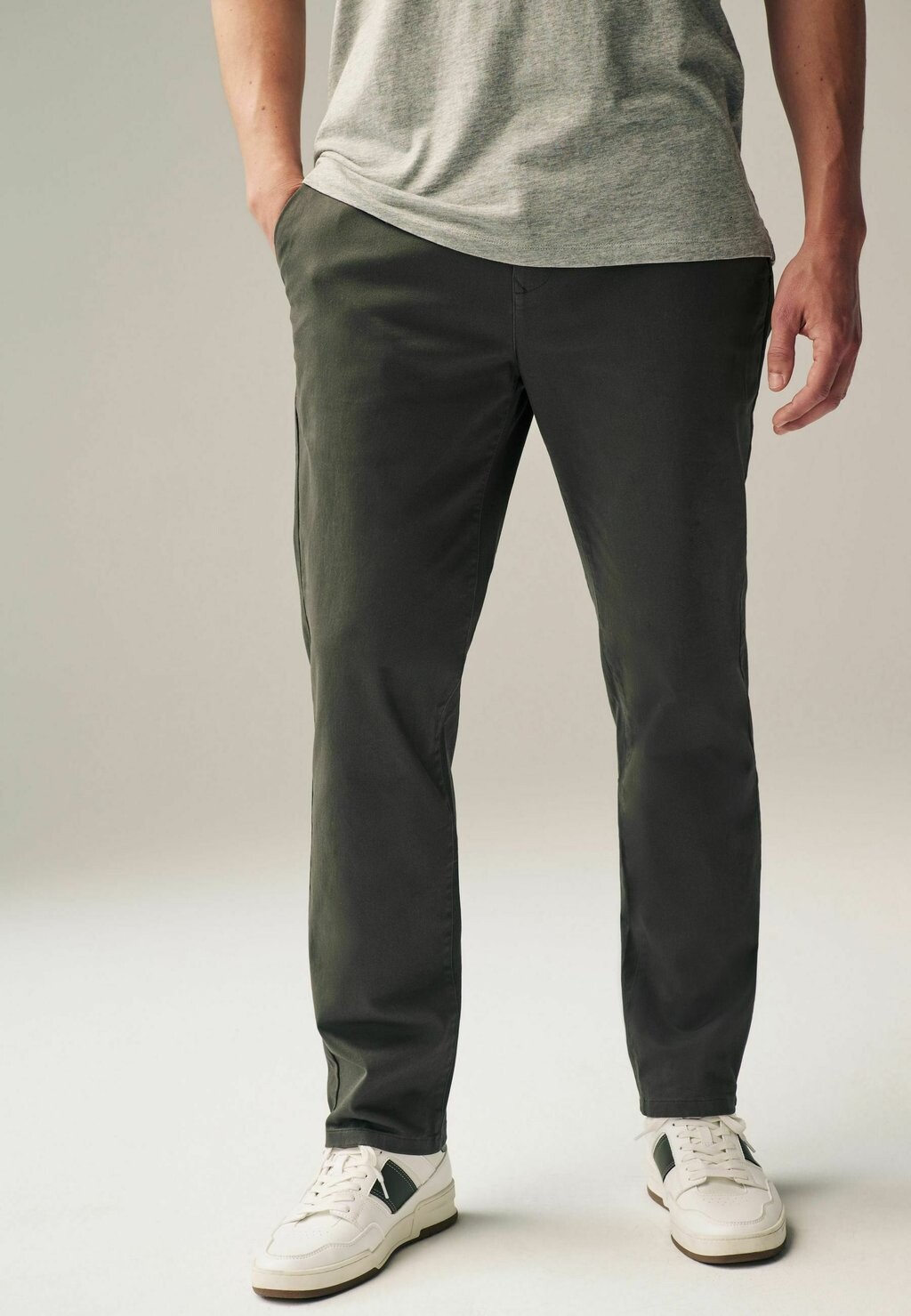 

Чиносы Stretch Straight Next, цвет khaki green
