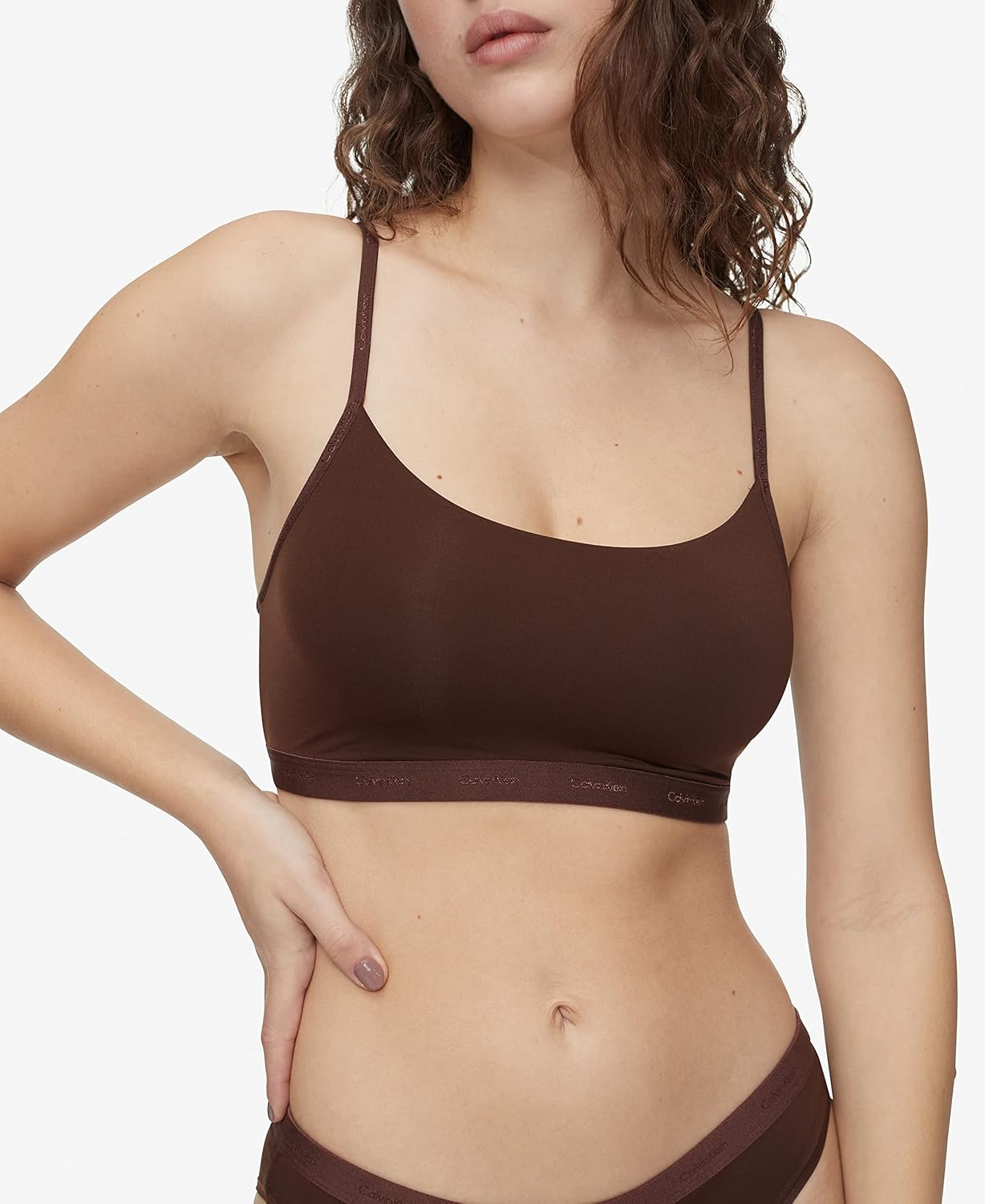 Женский бюстгальтер-бралетт Calvin Klein Form to Body без подкладки, Umber — фото 2