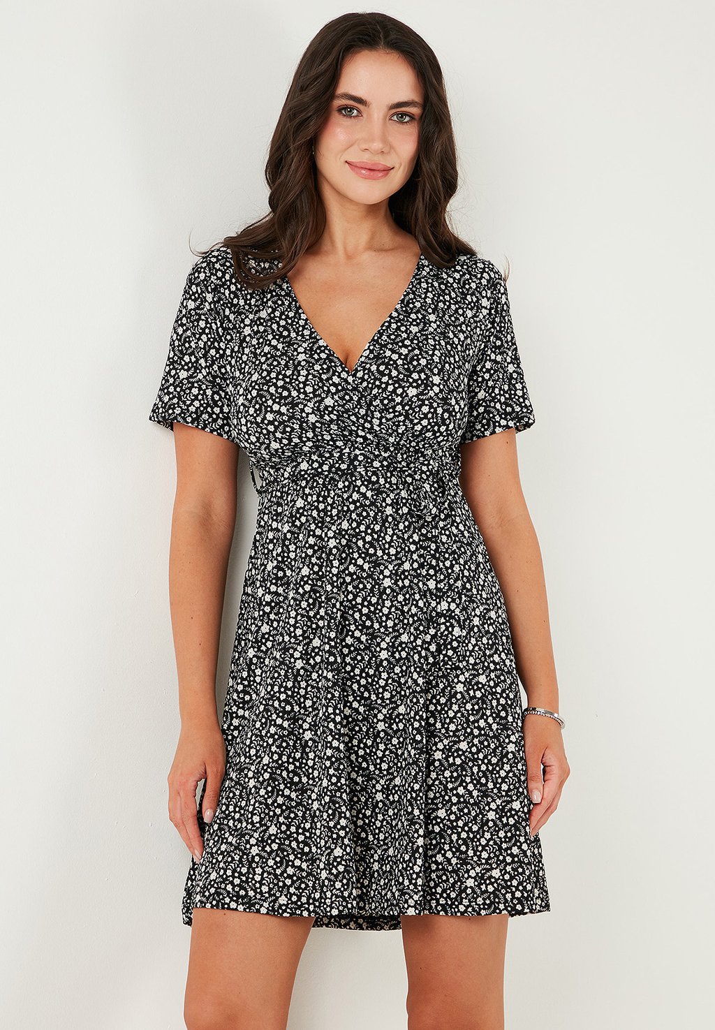 

Повседневное платье REGULAR FIT LELA, черный