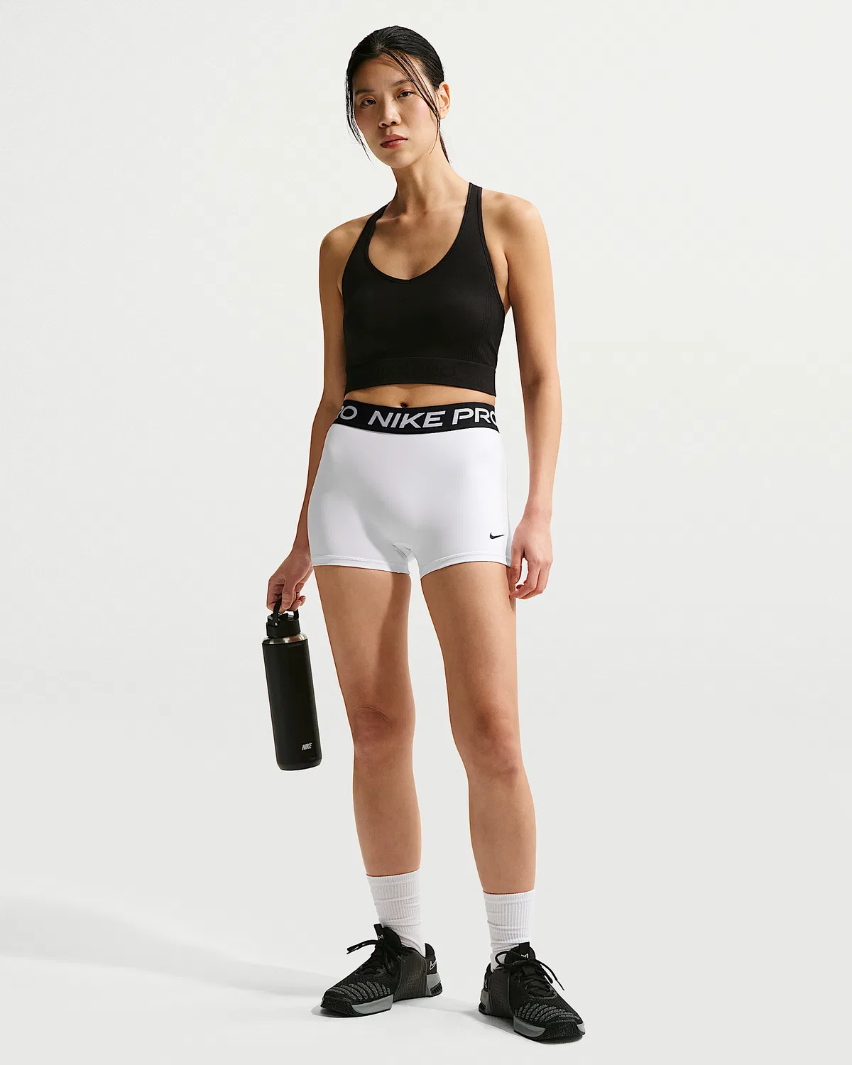 Женские велосипедки Nike Pro со средней посадкой, 3", White/Black/Black