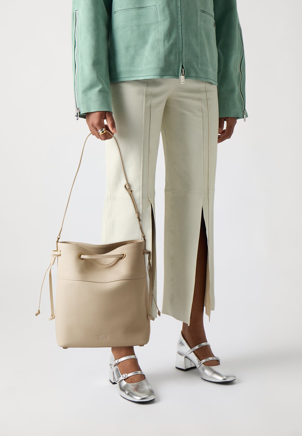 

Сумка SECCHIELLO CLASSIC Pinko, бежевый