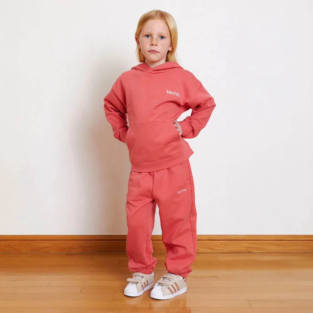 Детские спортивные брюки Enfant Marithe Logo кораллового цвета от Marithé Kids