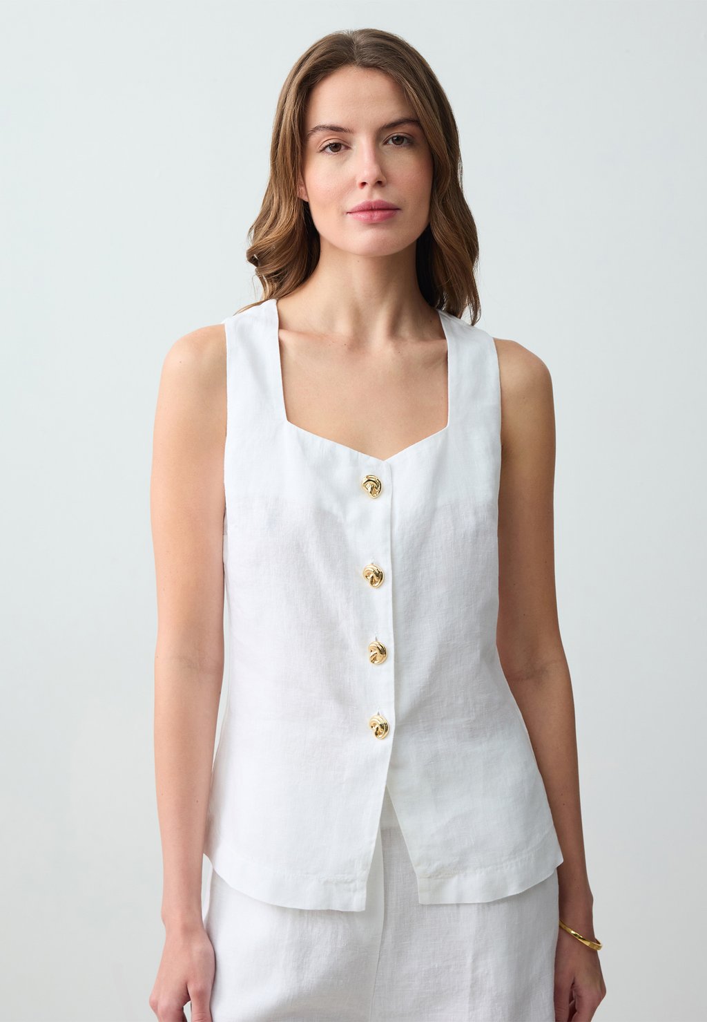 

Жилет STRAIGHT CUT WITH BUTTON DETAIL Jimmy Key, белый