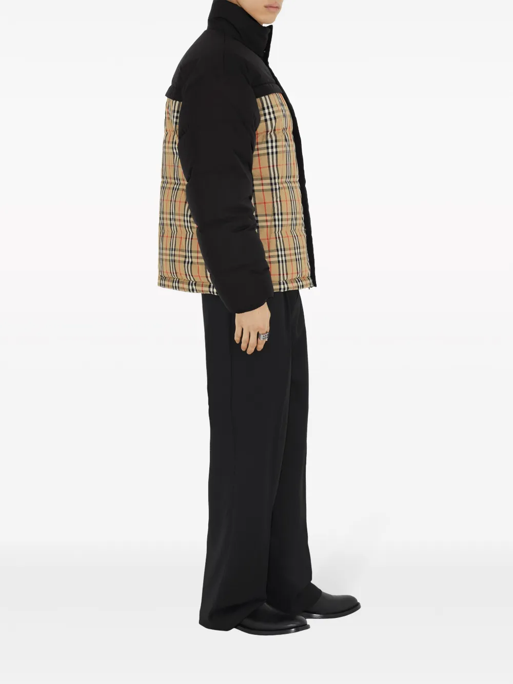 Пуховик Burberry Vintage Check, двусторонний, черный — фото 3