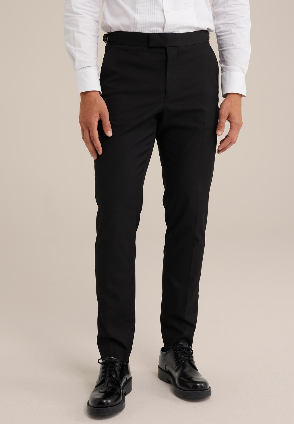 

Костюмные брюки WE Fashion, черный