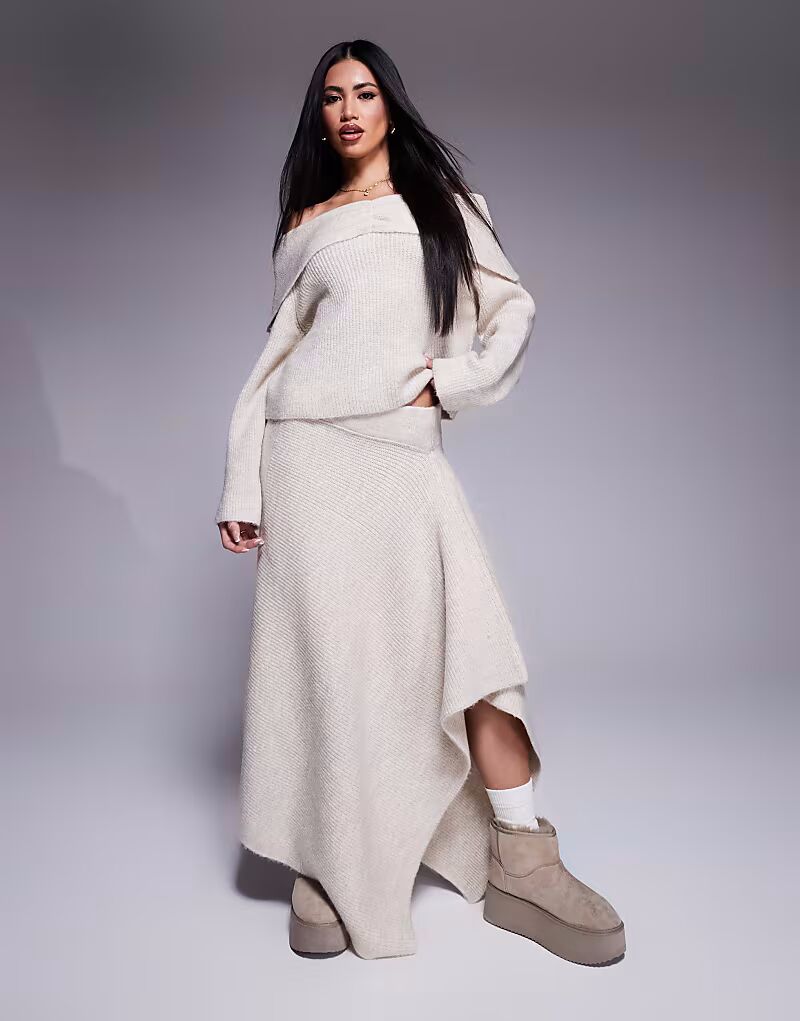 

Трикотажная асимметричная макси-юбка ASOS DESIGN цвета экрю