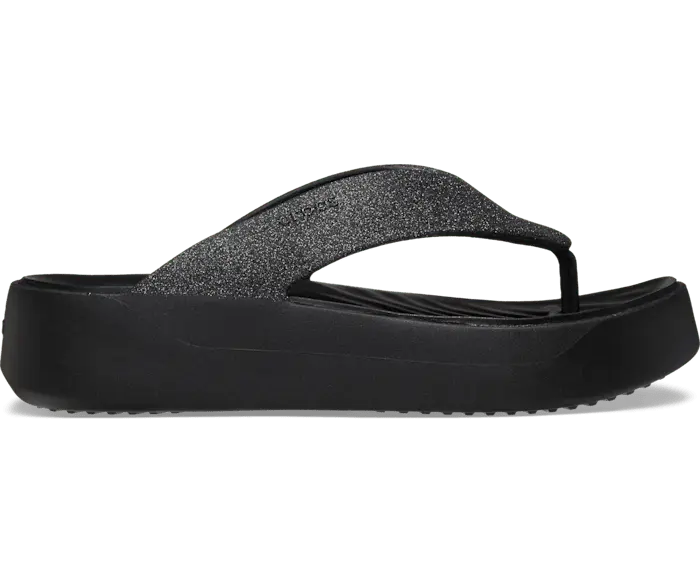 

Блестящие шлепанцы на платформе Getaway Crocs женские, цвет Black