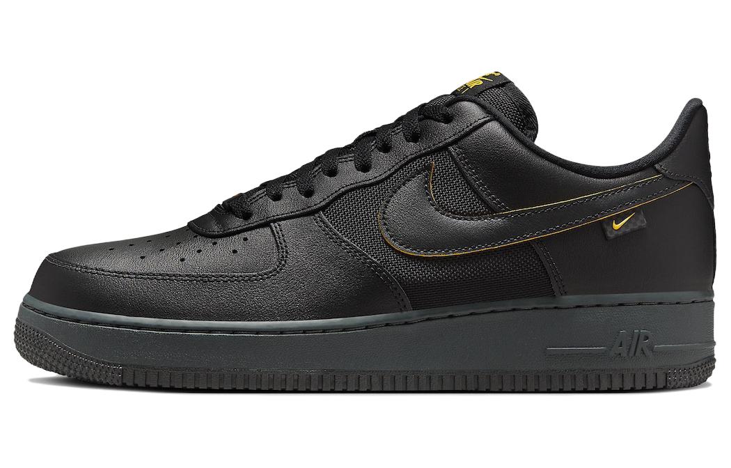 

Мужские кроссовки для скейтбординга Nike Air Force 1, Black/Yellow