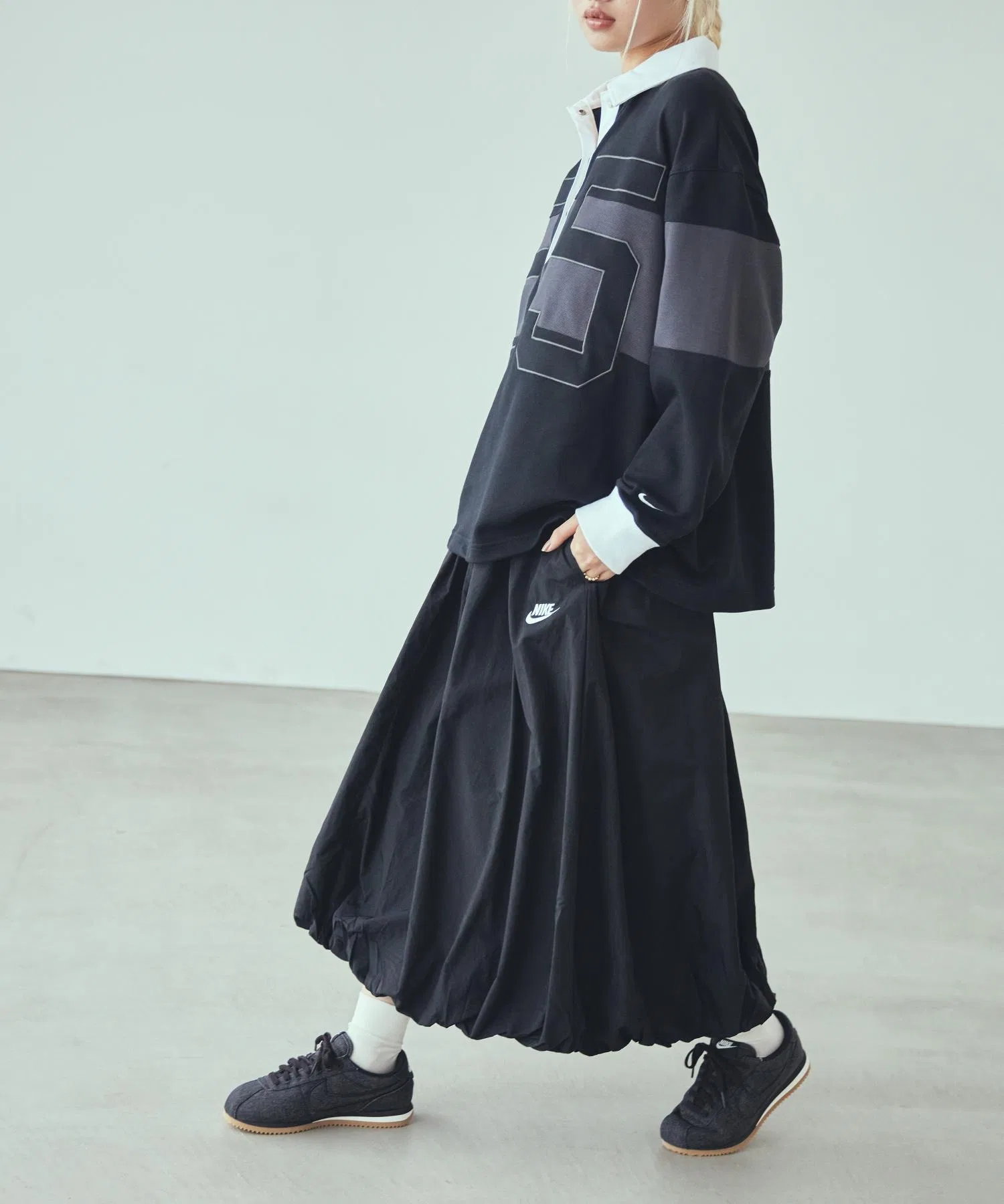 Женская юбка-миди Nike Sportswear Windrunner чёрная — фото 4