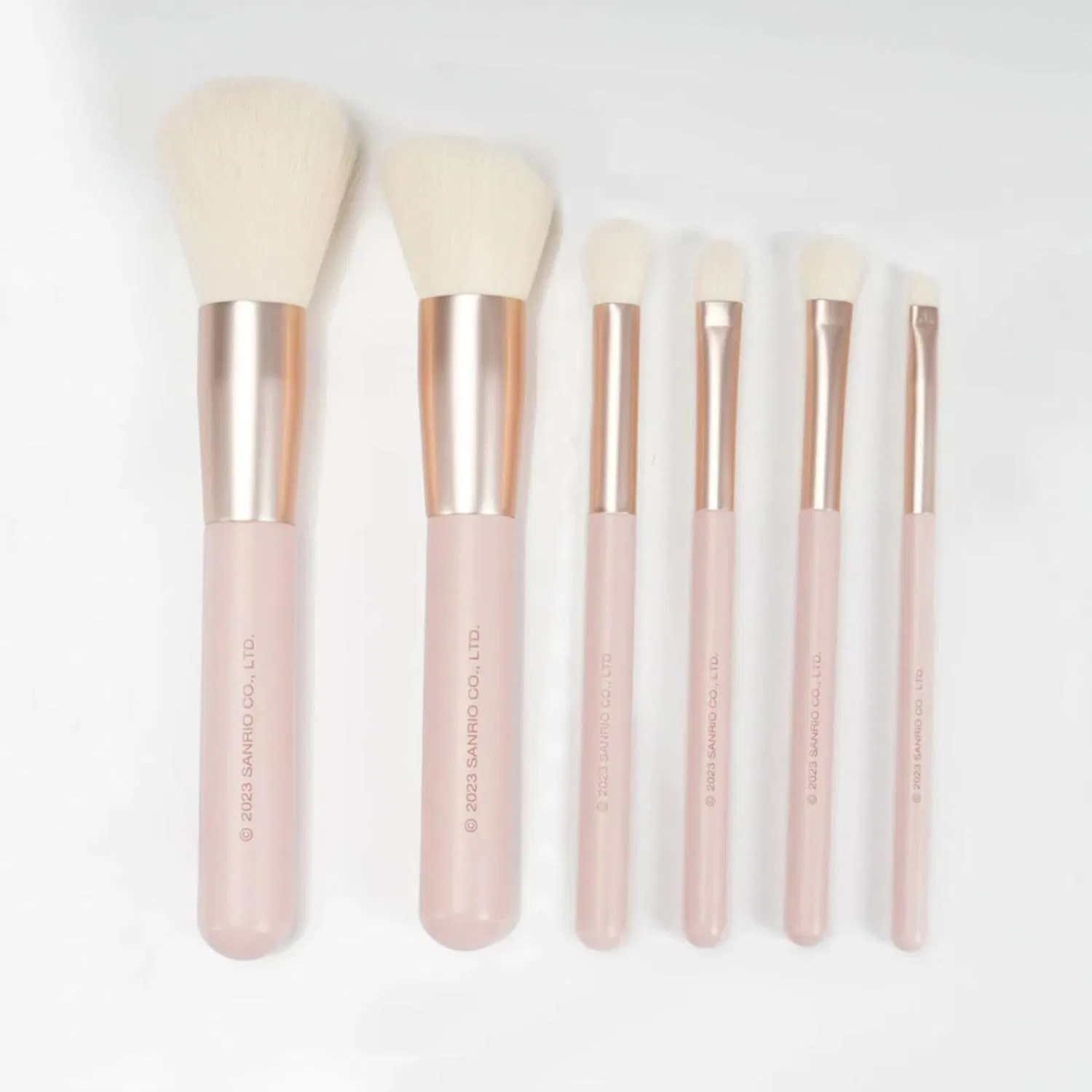 Набор кистей для макияжа Hello Kitty IMPRESSIONS VANITY · COMPANY 6 шт розовый — фото 2
