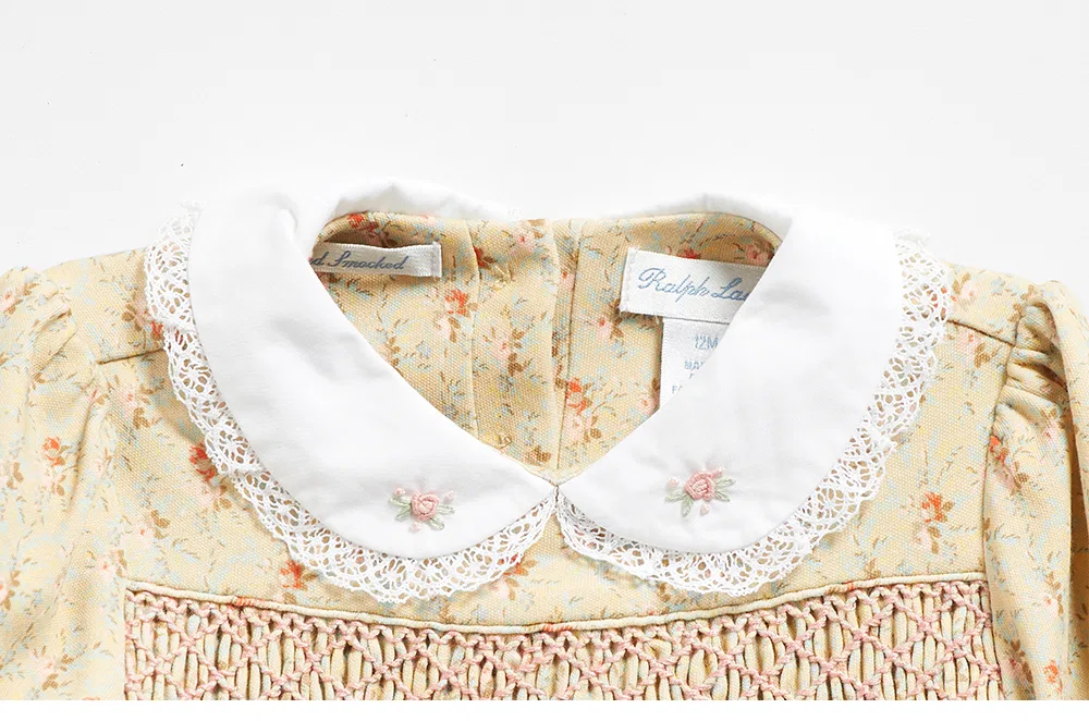 Детское хлопковое платье с ручной сборкой и панталонами коричневое от Polo Ralph Lauren Children — фото 4