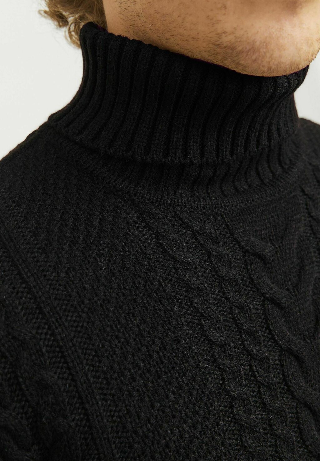

Джемпер Jack & Jones, черный