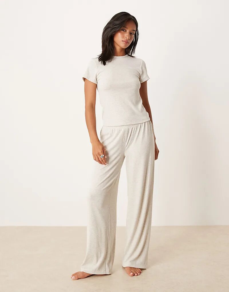 

Пижамные брюки ASOS DESIGN Petite Mix & Match в рубчик бежевого цвета Asos Petite