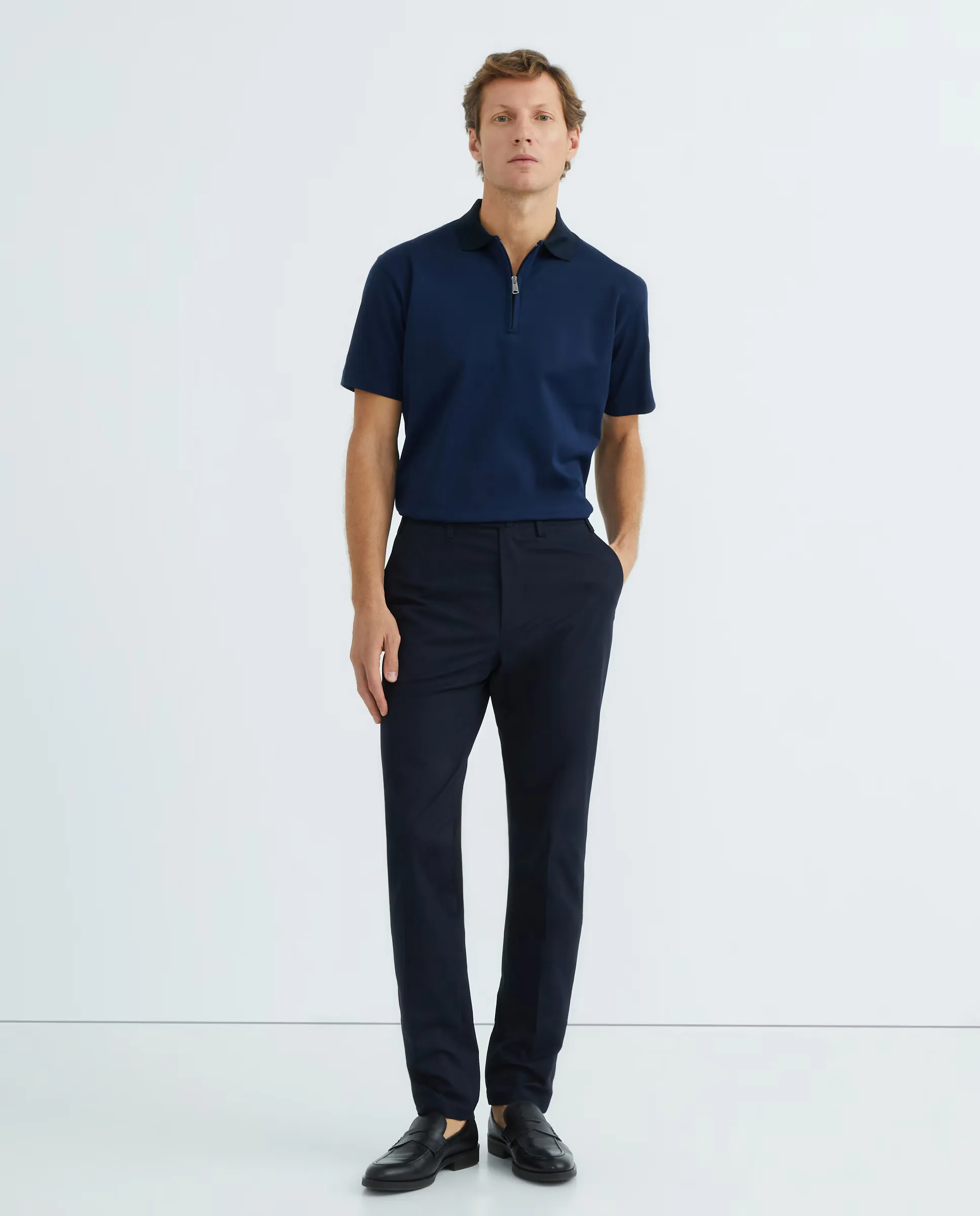

Брюки мужские классические regular fit из смеси шерсти и полиэстера гладкие синие Mirto, темно-синий