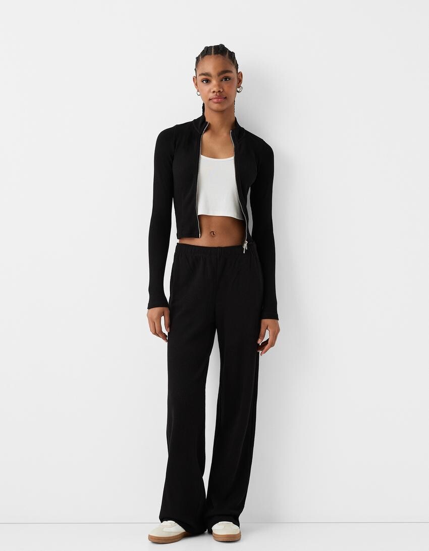 

Брюки из вафельной ткани Bershka, черный