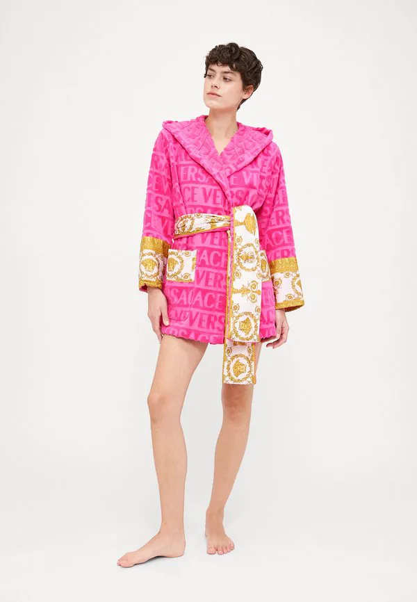 Короткий банный халат с капюшоном, халат в стиле барокко. Versace, Pink — фото 2