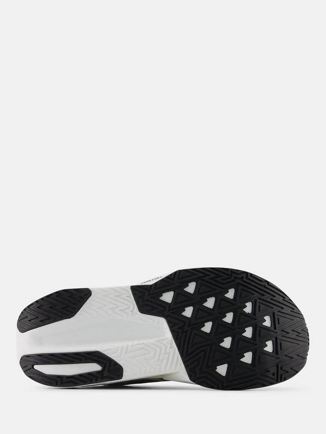 Беговые кроссовки FuelCell Rebel V5 New Balance, Linen — фото 4