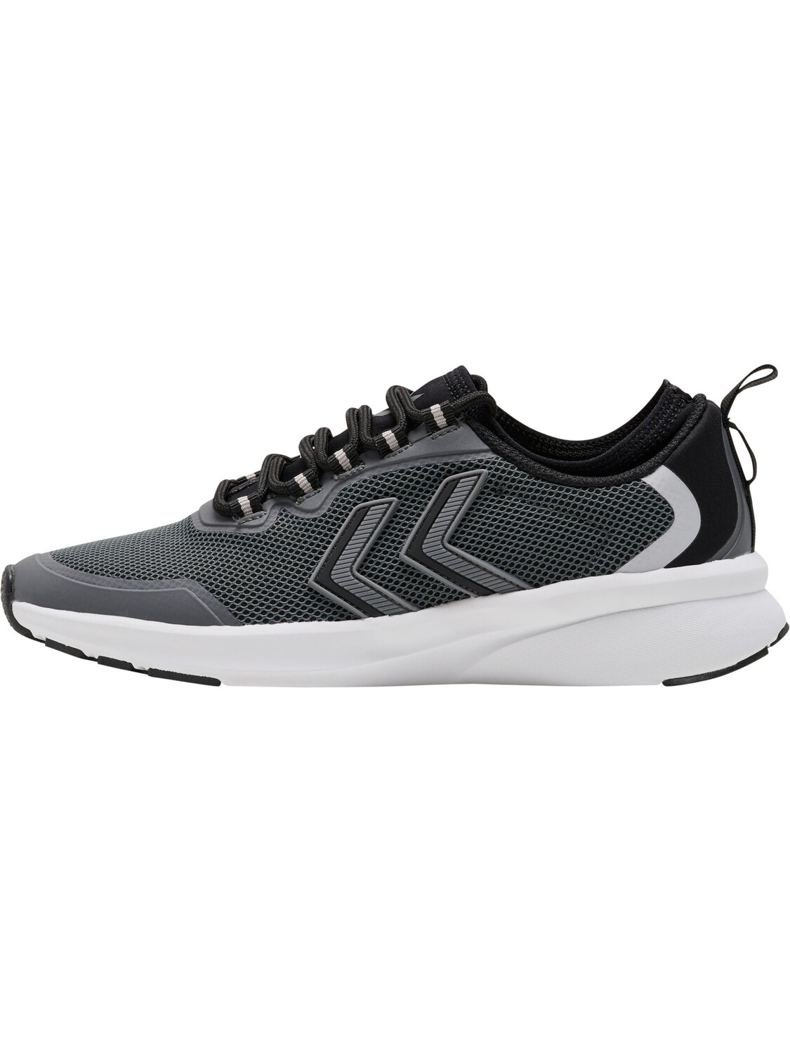

Кроссовки Hummel Low Flow Fit, черный