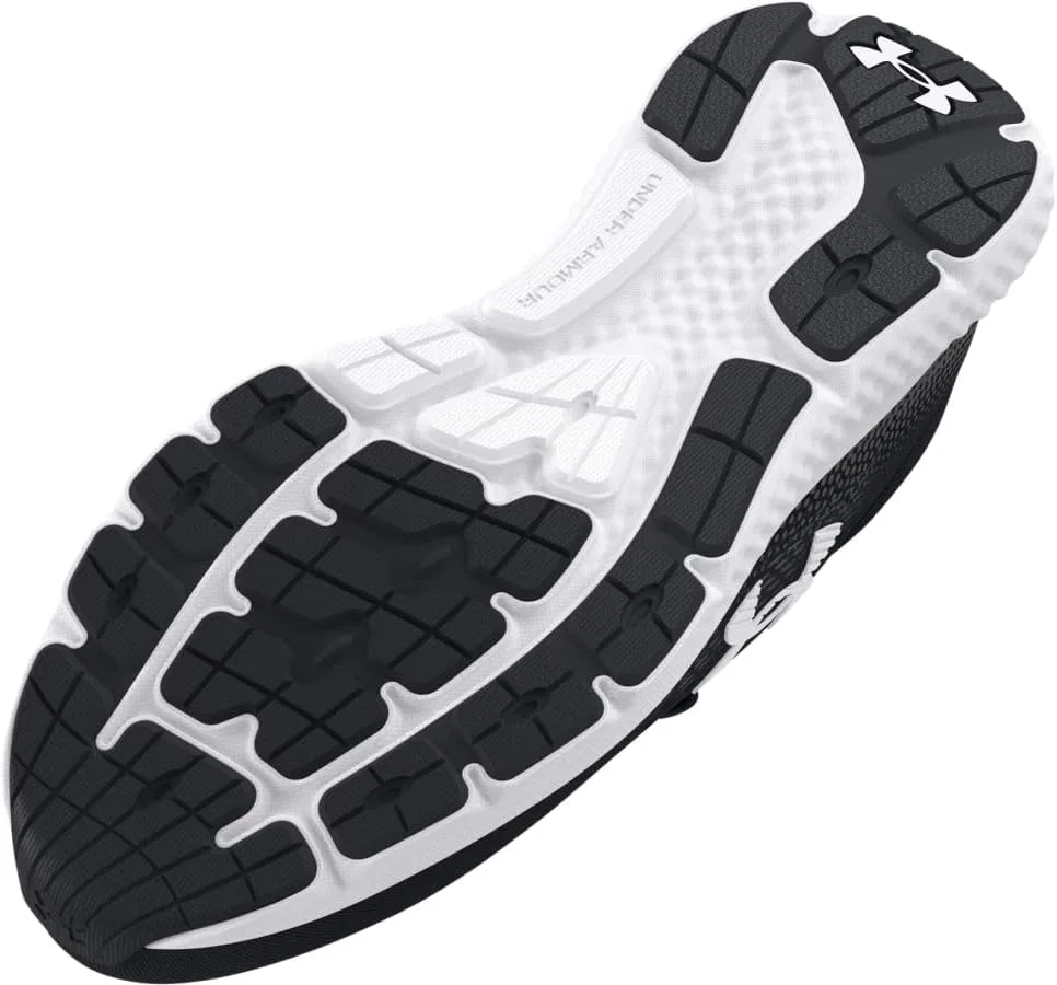 Мужские беговые кроссовки Under Armour UA Charged Surge 4, Black / White — фото 4
