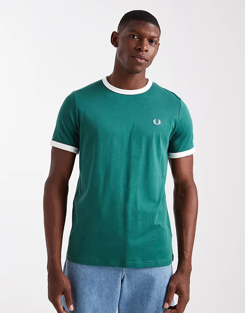 

Футболка Fred Perry Ringer зеленого цвета