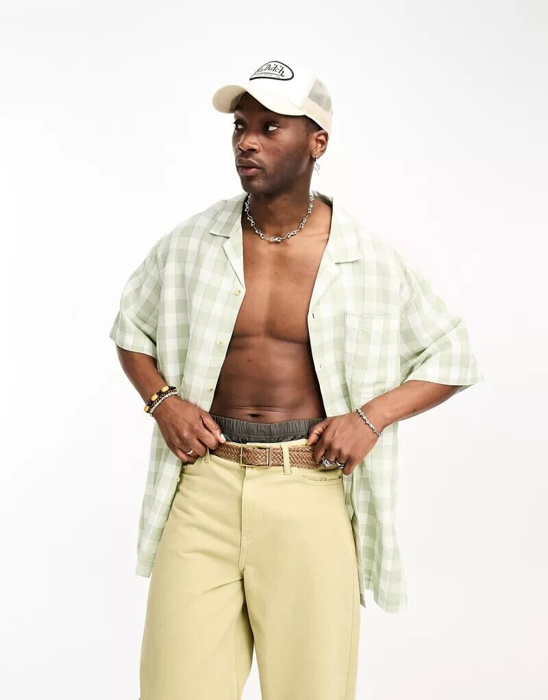 

Очень объемная рубашка в клетку из смесового льна ASOS шалфейно-зеленого цвета