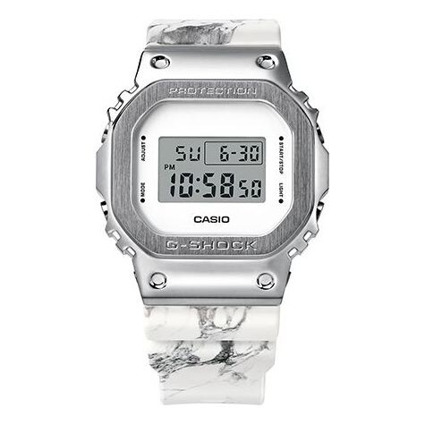 

Часы CASIO G-Shock Square 'White SIlver', белый