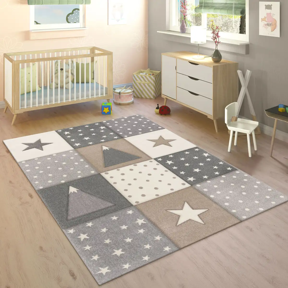 

Детский ковер Paco Home "Cosmo 340", прямоугольный, короткий ворс, пастельные тона, 3D-эффект, мотив горы, точки и звезды 133х133 см, бежевый