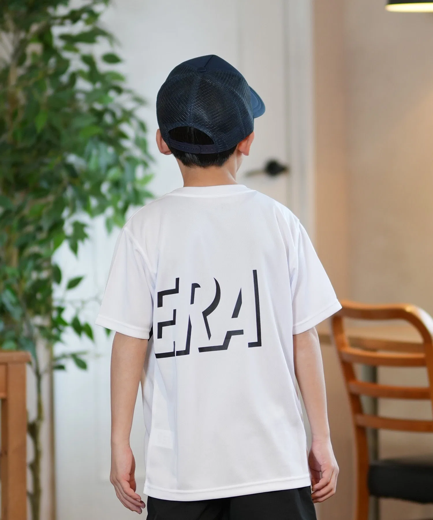 Детская футболка NEW ERA Youth Shadow Wordmark — фото 2