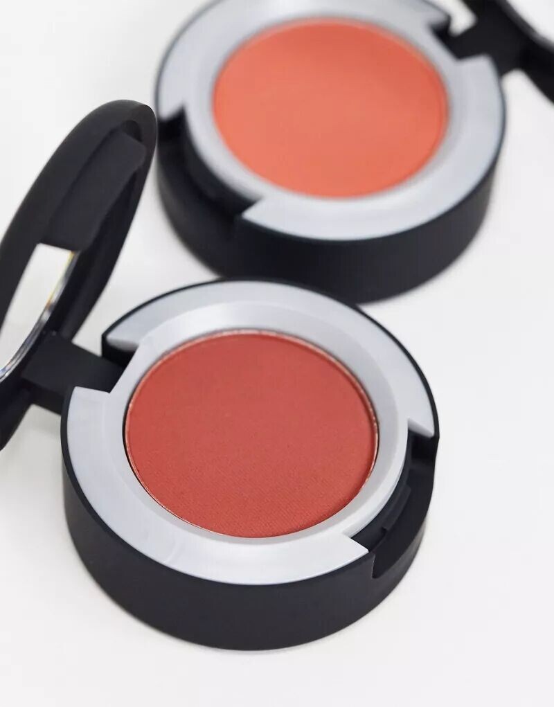 MAC – Тени для век Powder Kiss – Посвященные перцу чили — фото 4