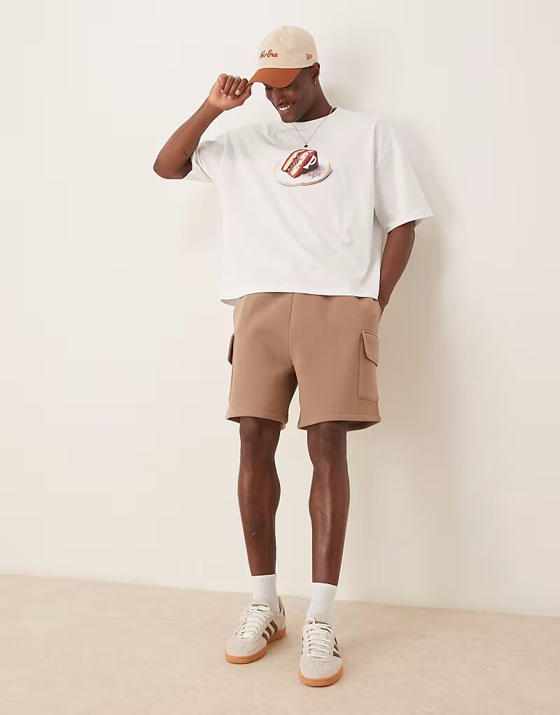 

Шорты-карго свободного кроя ASOS DESIGN бежевого цвета