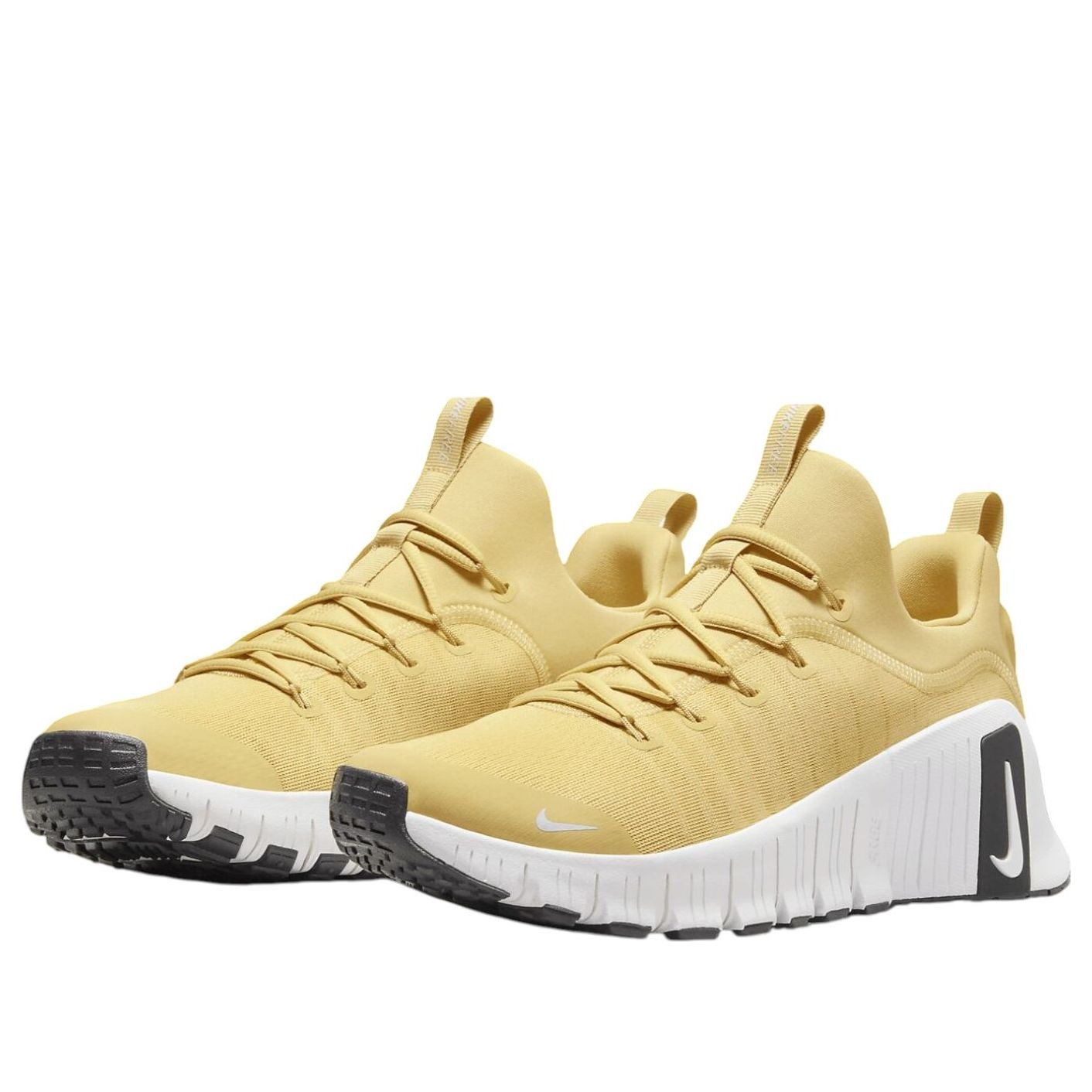 Кроссовки Nike Free Metcon 6 TB 'Vegas Gold Black White' — фото 3