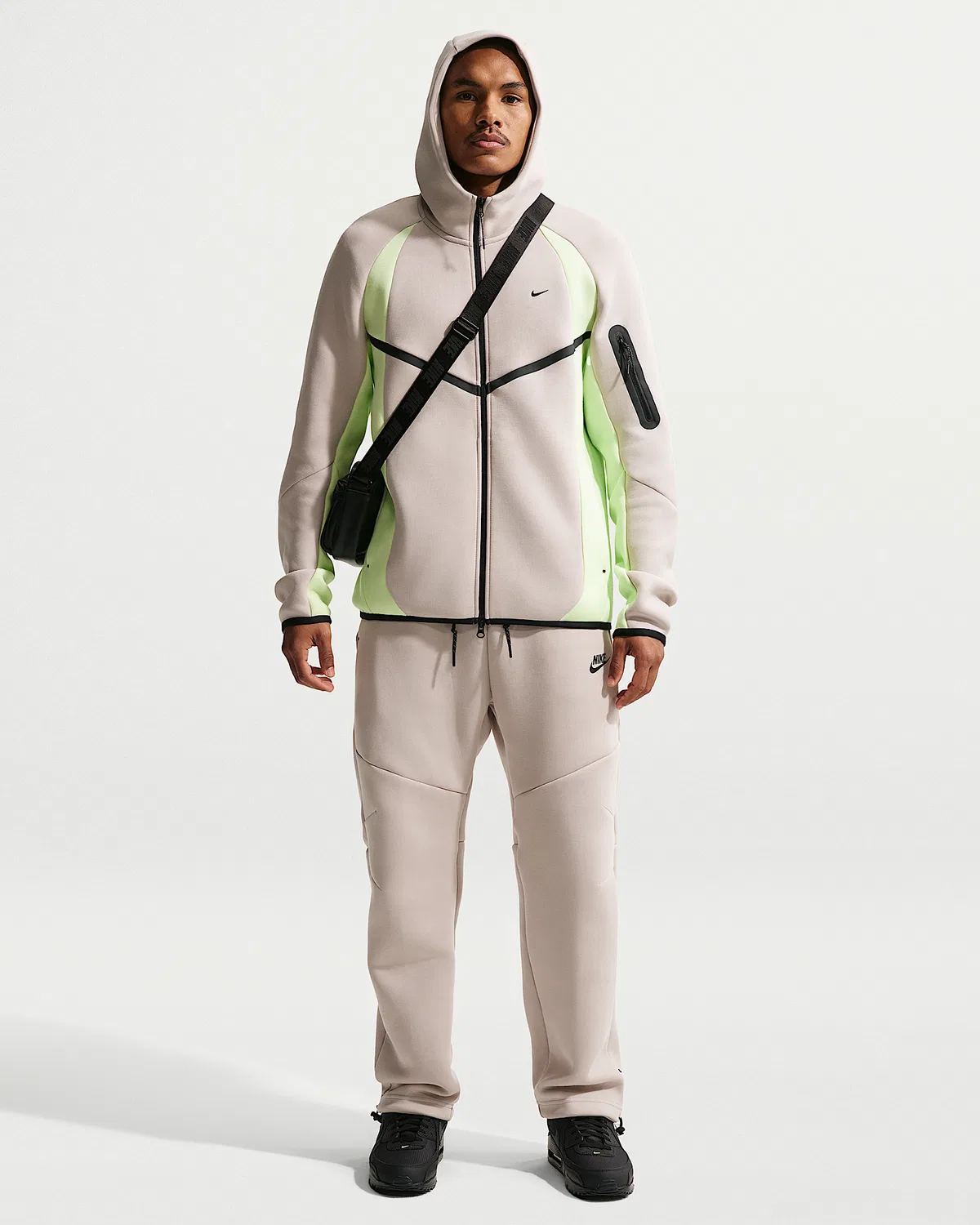 Мужская куртка Nike Tech Windrunner из флиса с цветовой блокировкой и полной застежкой-молнией, Cream II/Light Liquid Lime/Black — фото 4