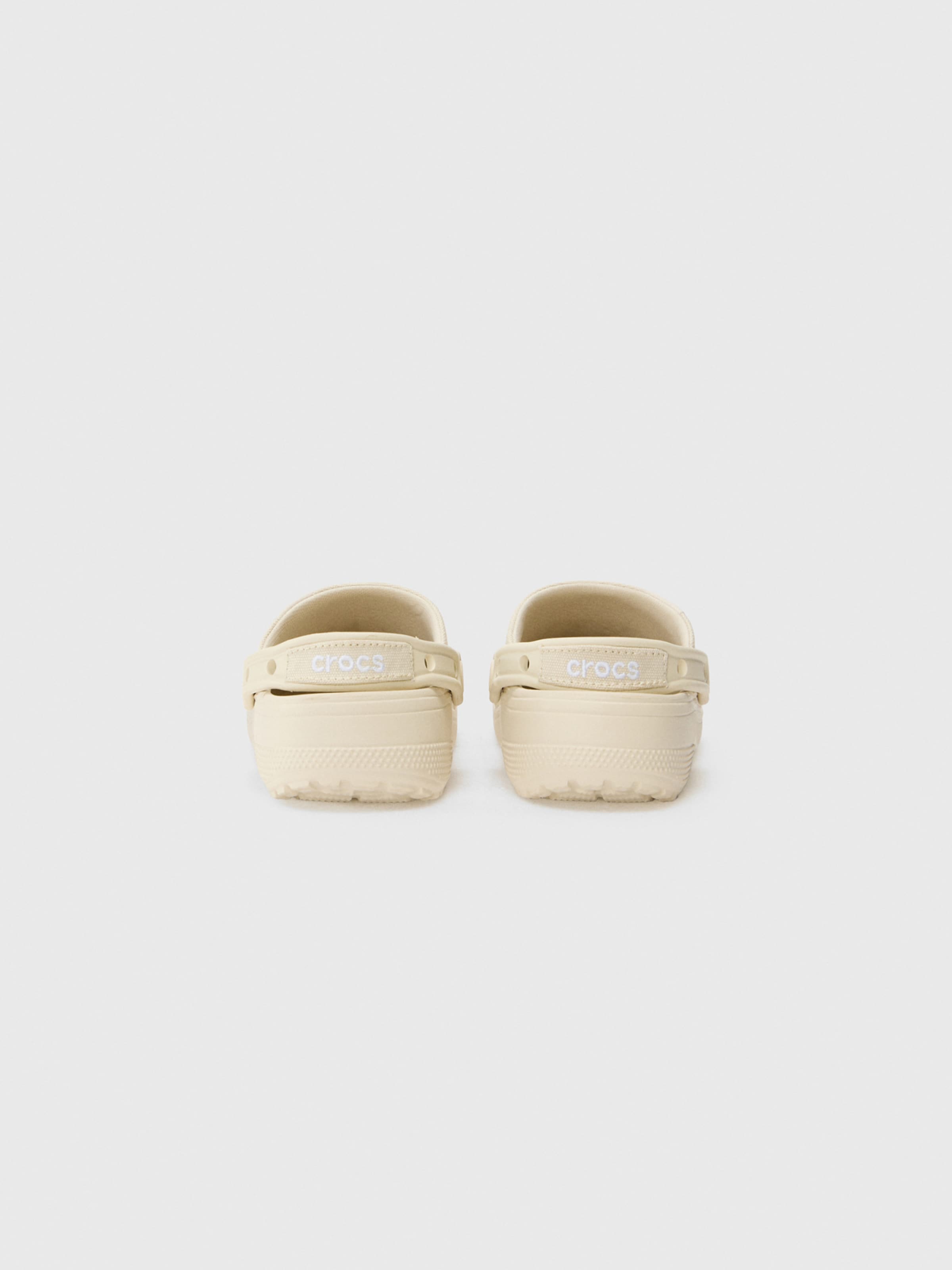 Crocs Классические сабо 'Classic' в бежевом цвете — фото 4
