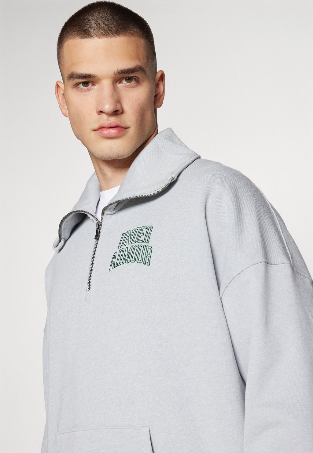 

Толстовка ICON 1/2 ZIP Under Armour, серый