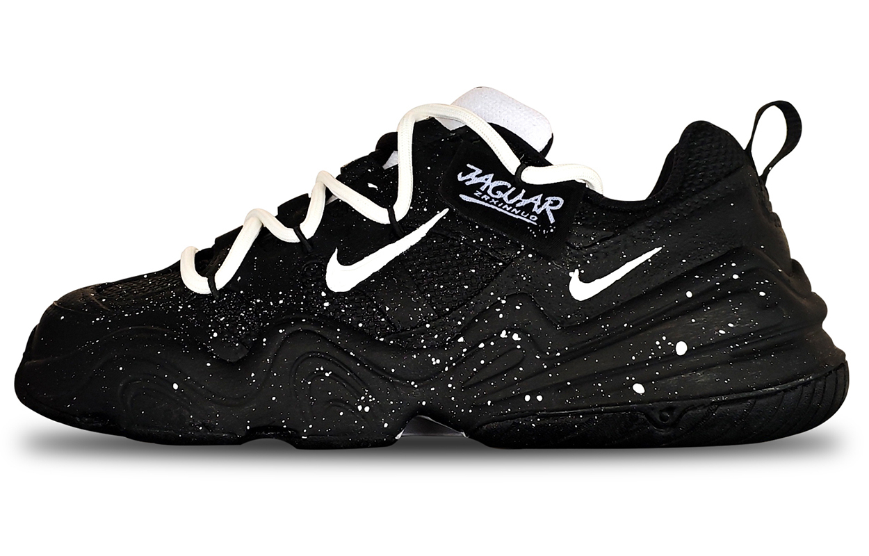 

Nike Tech Hera Износостойкие и легкие низкие повседневные кроссовки унисекс черного цвета