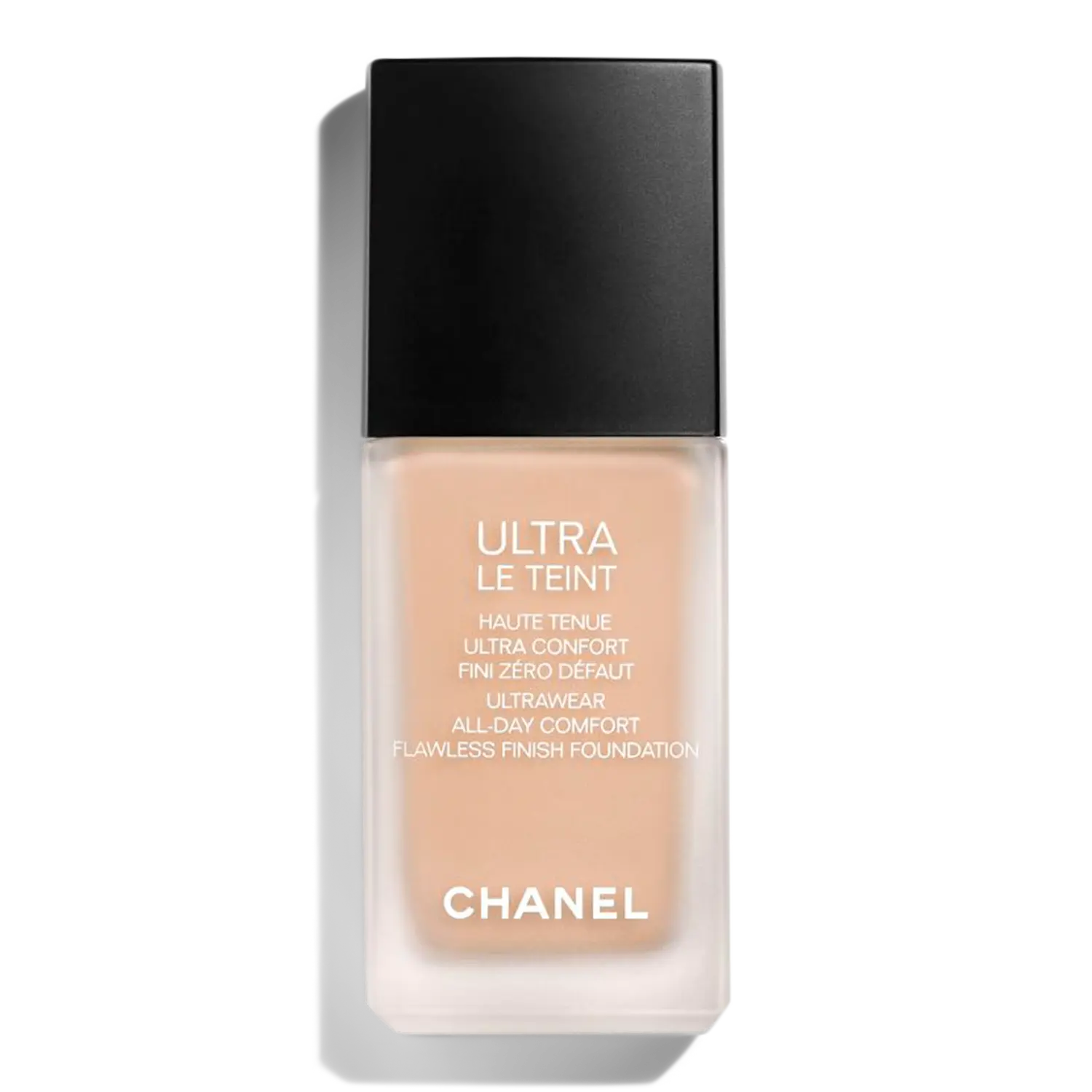 

ULTRA LE TEINT Ультрастойкая тональная основа, обеспечивающая комфорт на весь день и безупречное покрытие. CHANEL, BR32 (medium shade, rosy undertone)