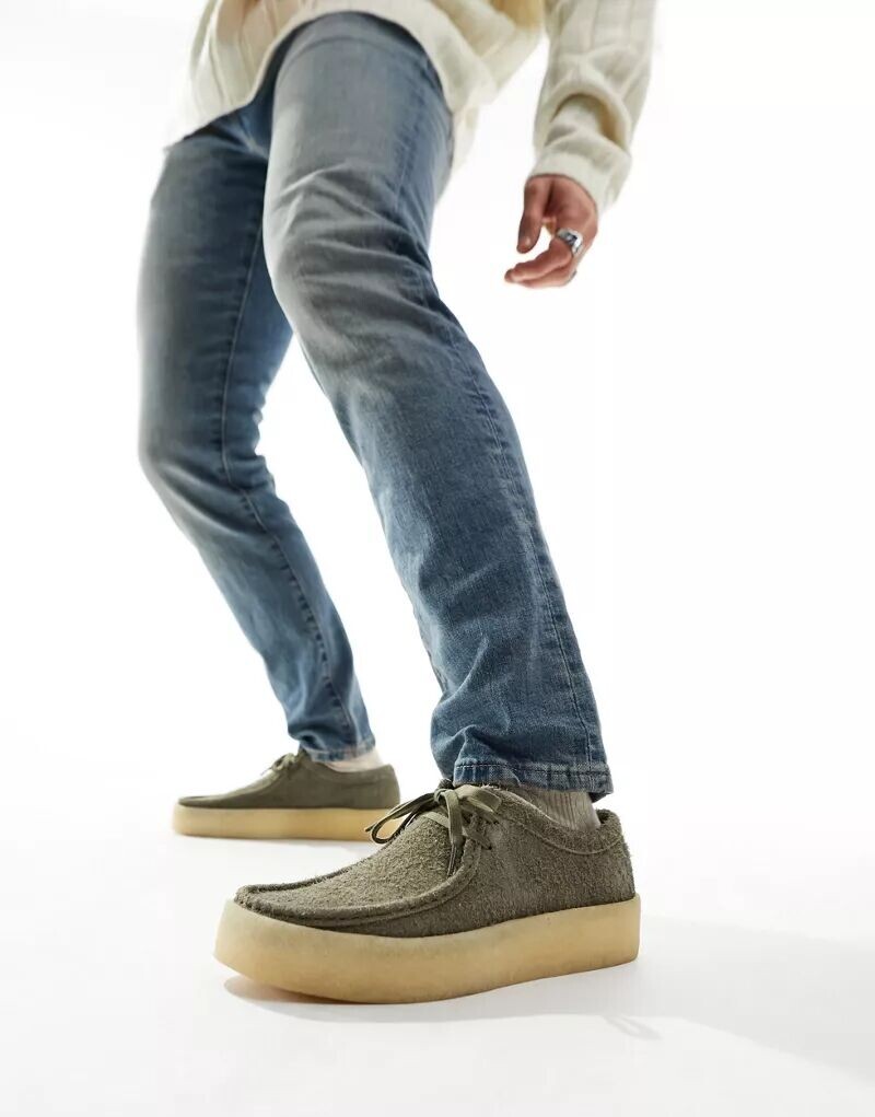 Серые замшевые туфли Clarks Originals Wallabee с чашкой — фото 3
