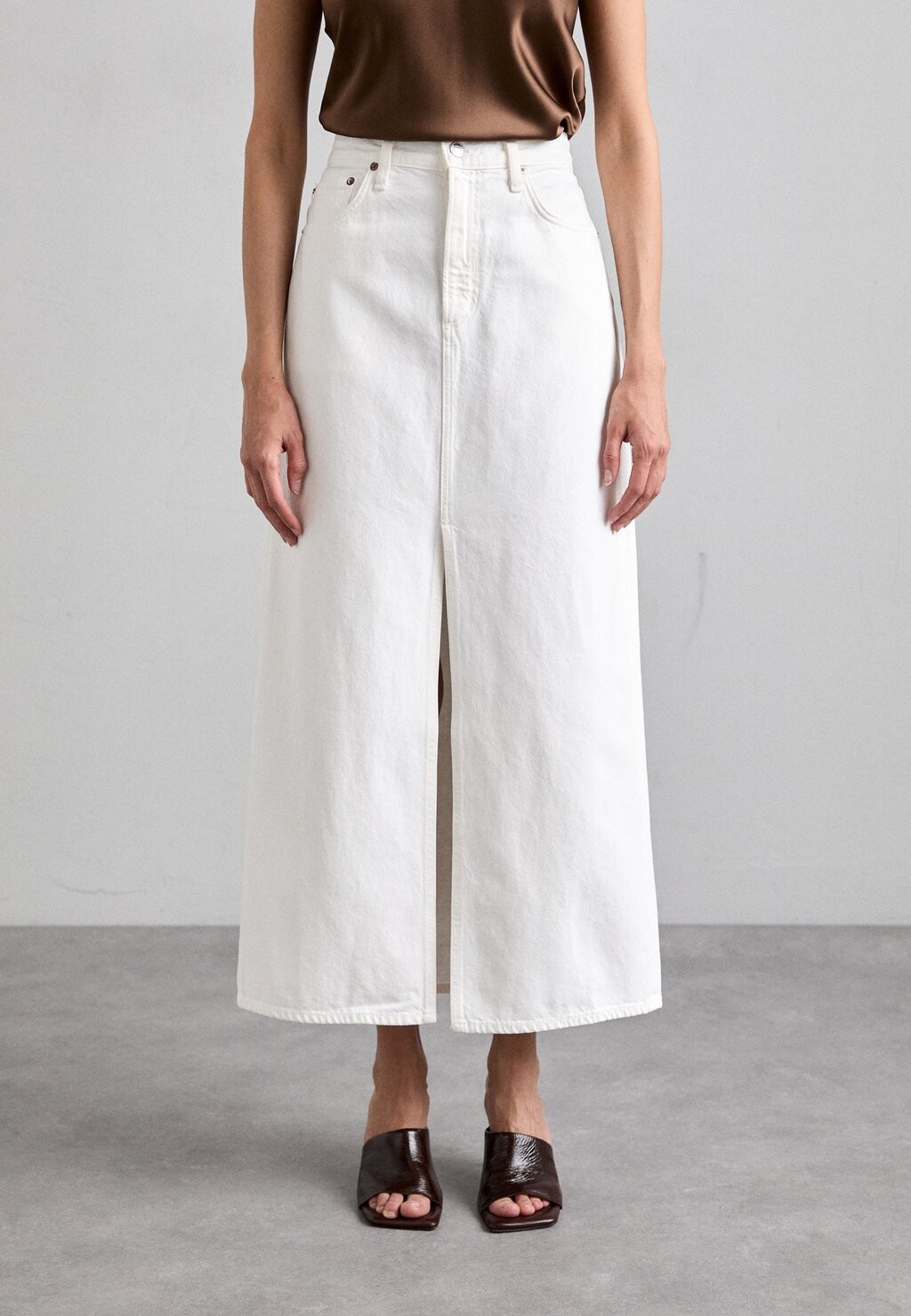 

Юбка-колокольчик Leif Skirt Agolde, молочный коктейль