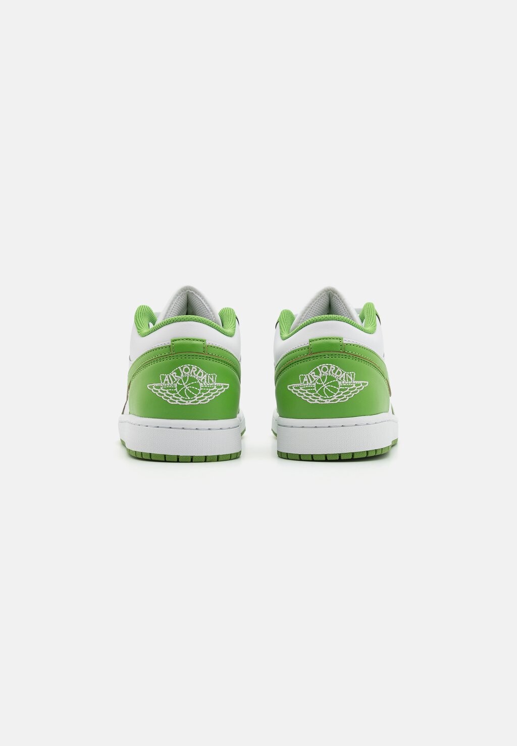 

Кроссовки AIR JORDAN 1 SE Jordan, белый